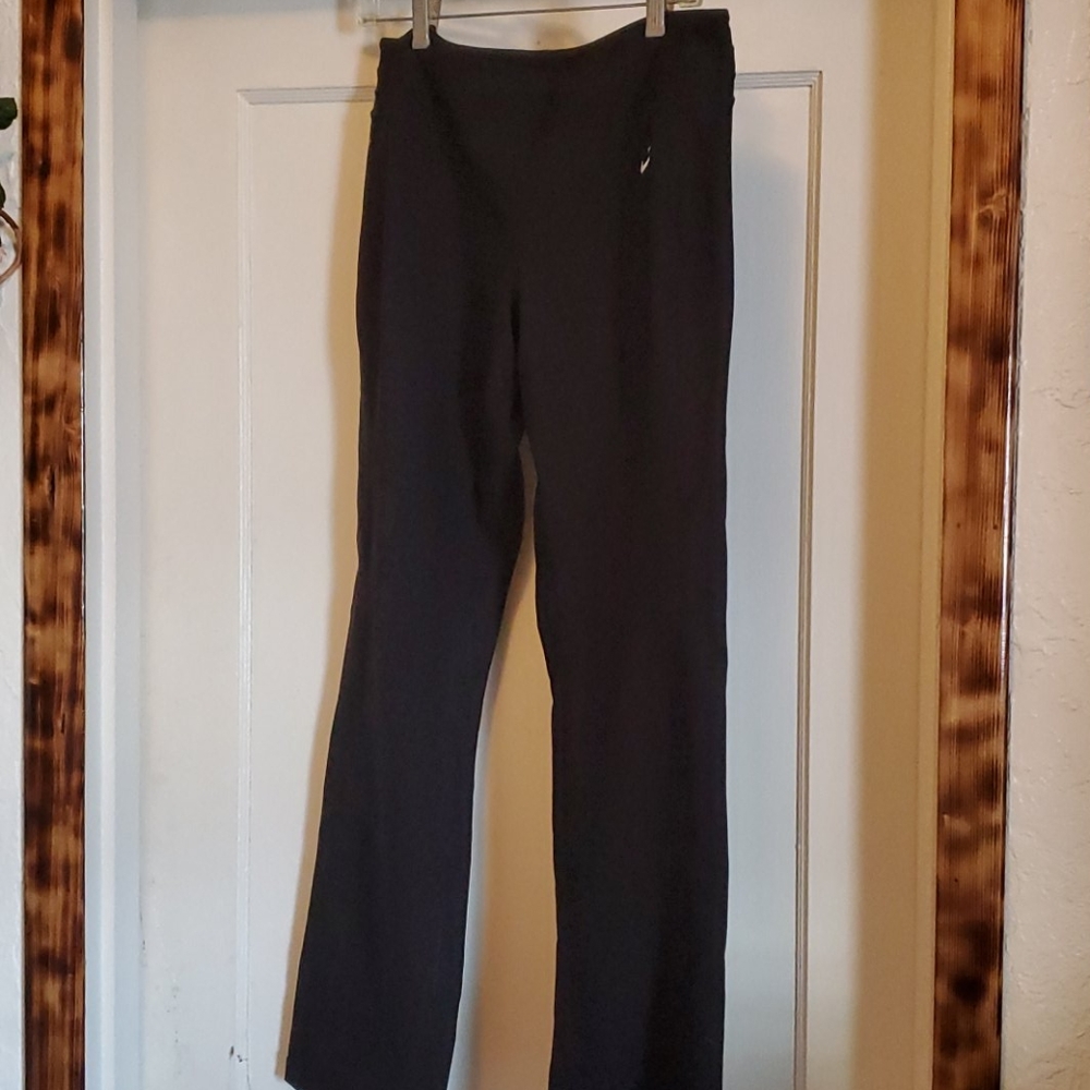 Athletic pants